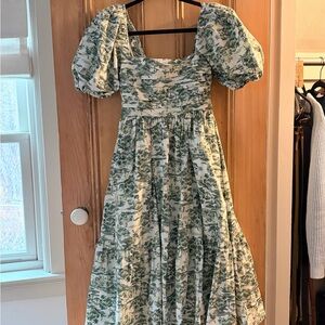 Abercrombie & Fitch Green Patterned Midi Dress